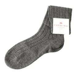 Calcetines en gris
